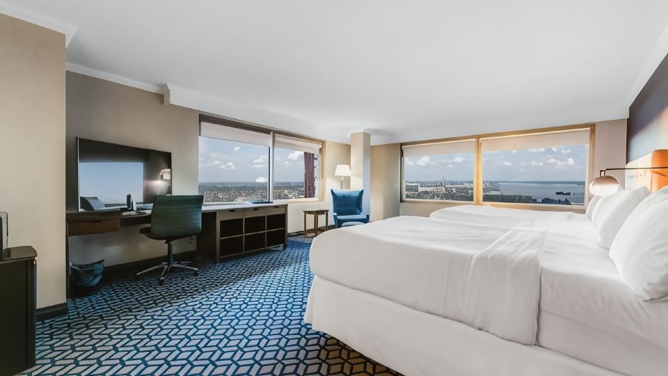 Wyndham Grand Fallsview Hotel