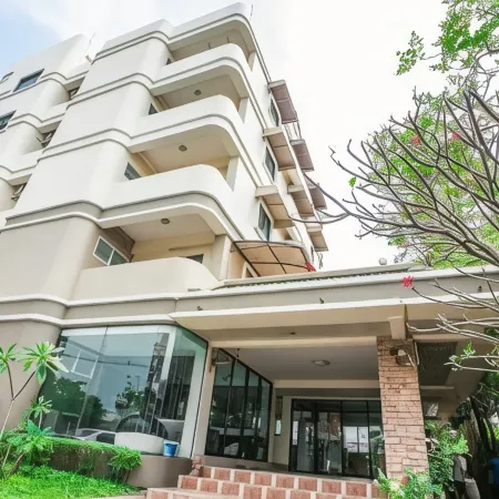 Baan Boonanan Apartment