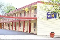 Passport Inn Niagara Falls