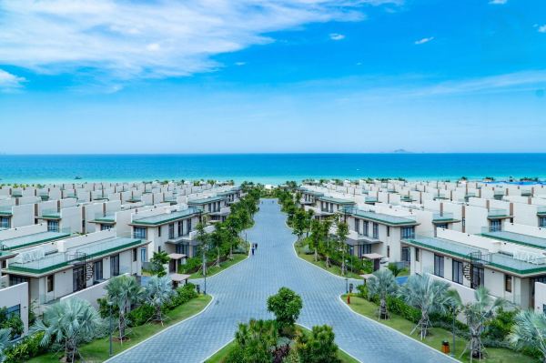 Lumina Villas Cam Ranh, Bai Dai Beach Luxury Resort Villas Hotels in Cam Lam