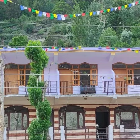The Kuber Hotel & Restaurant