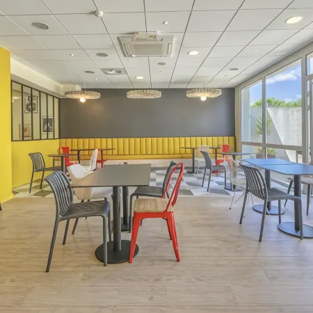 Ibis Cholet