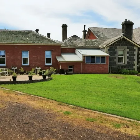 Coragulac House Cottages