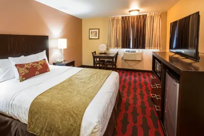 Travelodge by Wyndham East Portland/Gresham Hotels near Goot Park