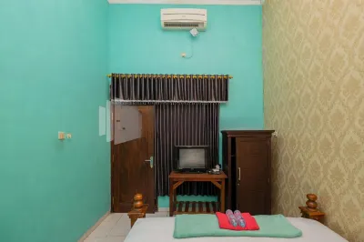 Hotel Wisata Ziarah Sunan Bonang Syariah Mitra RedDoorz