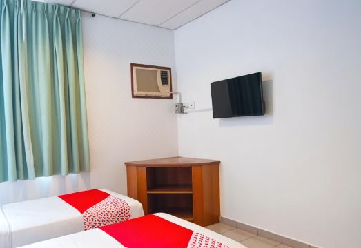 Hotel Kristal의 깔끔한 객실 내부