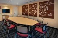 TownePlace Suites Milwaukee Oak Creek Отели в г. Ок Крик