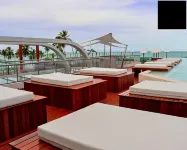 LM Setai Yacth Hotels near Praça da Vitória Régia do Tim