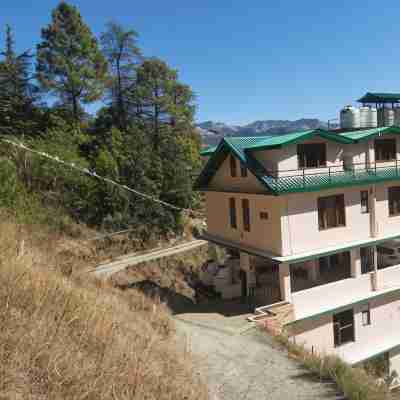 Aagaman Woods Homestay Hotel Exterior