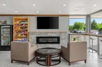 Travelodge by Wyndham Bloomington Hotels in Clear Creek Township