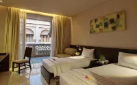 The Pade Hotel - 5 ดาว
