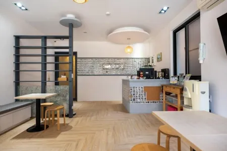 Yuanjyuge B&B Отели рядом с достопримечательностью «White Lighthouse»