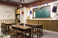 RF Hotel - Sanchong