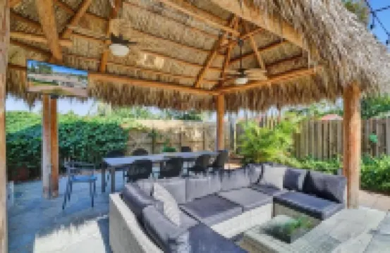 Spectacular 7BR Heated Pool Jacuzzi Tiki Game