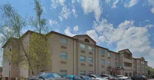 Holiday Inn Express MURRYSVILLE-DELMONT by IHG - breakfast