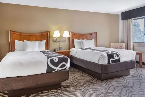 La Quinta Inn & Suites by Wyndham Minneapolis-Minnetonka Hotels in Sankt Louis Park