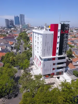 I&M Hotel Billiard Hotels in Kupang Krajan