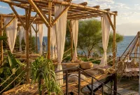 Lucky Monkey Hotel