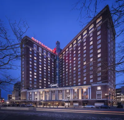 Graduate by Hilton Providence Hotels near Peter Pan Bus Terminal