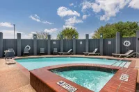 Comfort Suites DFW Airport