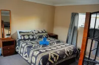 Blue Moon Lodge Hotels in Havelock