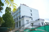 Hotel Makhan Vihar Hotels near Giri Roshan nivas