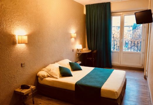 Firmhotel le 37 - Housity