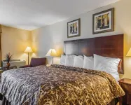 Rodeway Inn & Suites Hotels in Enfield