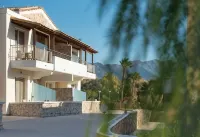 Grand Blue Beach Hotel