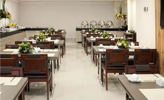 Hotel Beaga Convention Expominas by Mhb