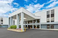 Spark by Hilton Des Plaines Chicago O'Hare