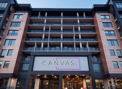 Canvas Moncton, Tapestry Collection by Hilton