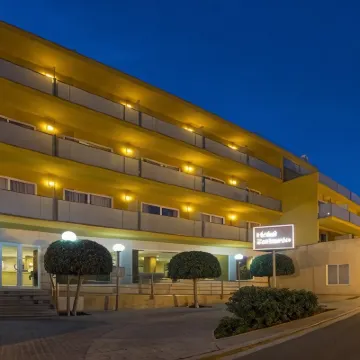 Sercotel Hotel Zurbarán Palma Hotels near Cathedral de Mallorca