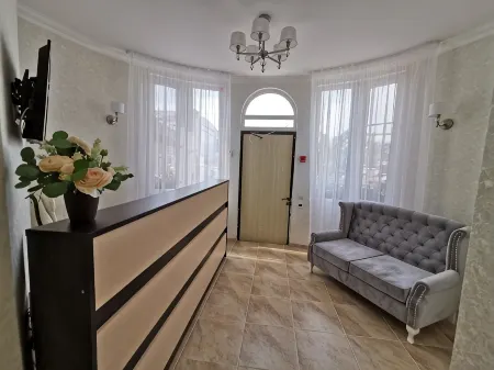 Orange House (Оранж Хаус)