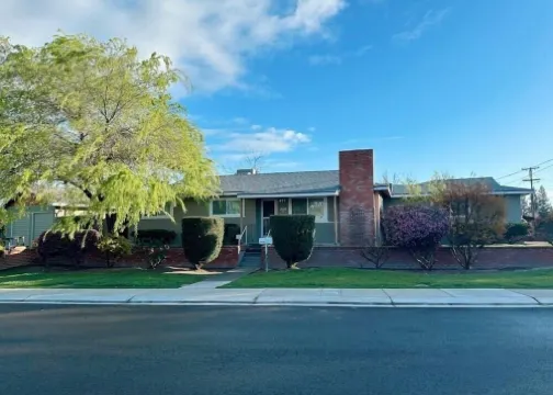 Giddy Up Getaway Hotels in Oakdale