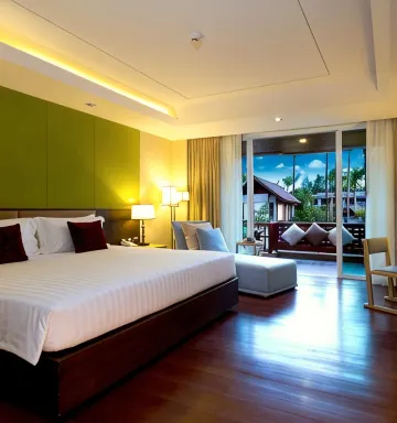 ห้องดีลักซ์ วิวสระน้ำ