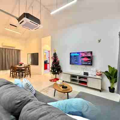 Klebang Villa by HeyStay Management Rooms