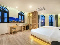 فرا ناكون بوشتيل Hotels near وات فرا تشيتوفون ويمون مانجكلارام (وات فو)