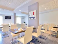 Kyriad Saint Chely d'Apcher - Aire de La LOZÈRE Hotels in Lozere