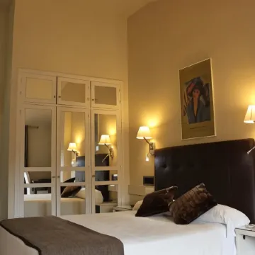 Hotel Leonor de Aquitania