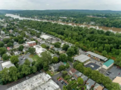 The Lambertville Haven Hotels in Lambertville