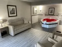 Whalers Inn and Suites