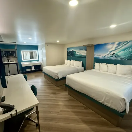 Costa Mesa Inn - Newport Beach Area