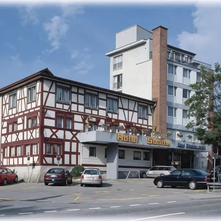 Hotel Sonne Отели в г. Альтштеттен