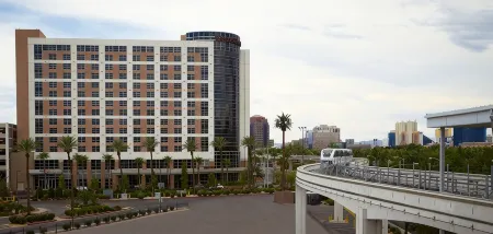 Renaissance Las Vegas Hotel