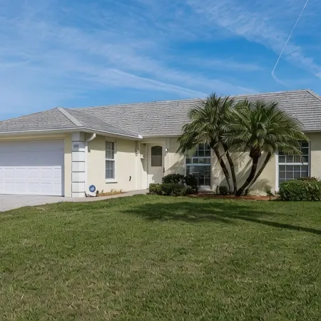 Private Home in desirable Gulf Harbors neighborhood