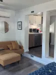The Hideaway on 4th - Apartments