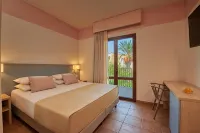 Serenusa Resort