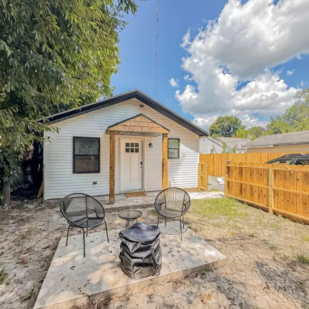 1BR Hideaway w/ Firepit, String Lights & Relaxing Outdoor Space
