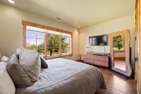 Rustic 8B Estate on 40 Acres – 9,900Sqft Estate on Private Ranch with 2 Hot Tubs